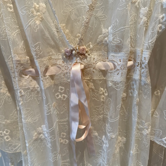 Claire Pettibone Lace Bridal/Maternity Robe size large - Picture 3 of 7